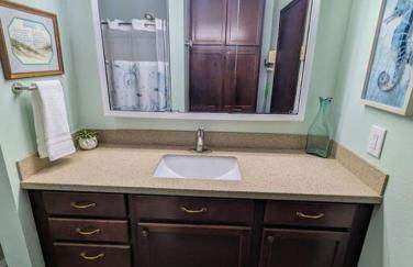 Stay by the Bay - Photo 9