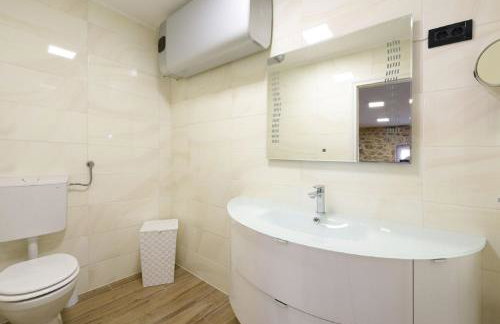 Beautiful Villa Petra with Summer Kitchen and Pool - Foto 26