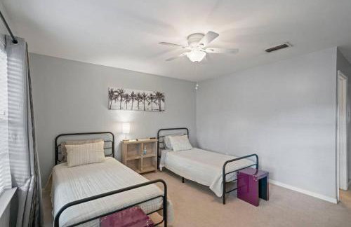 Townhome - Convenient Location - Foto 15