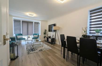 Elegant & Serene 3-BR Retreat Minutes from Heathrow Airport-London- Slough central-Legoland-Ascot-Windsor for Contractors-Families-Relocators-Businesses - Foto 6