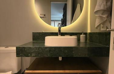 Loft Moderno Manobrista e Equipado - 2 min Shoppings - Foto 15