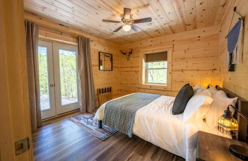 The Wilderness Cabin - Shenandoah Getaway - HotTub, Arcade, RiverAccess - Foto 42