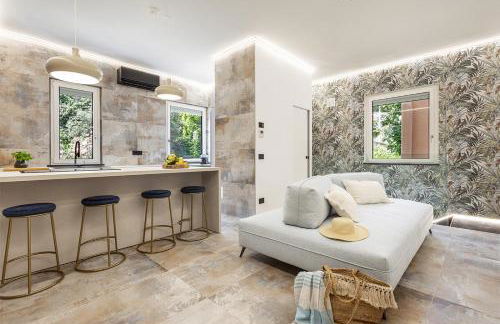 Eclipse #1 - Photo 4