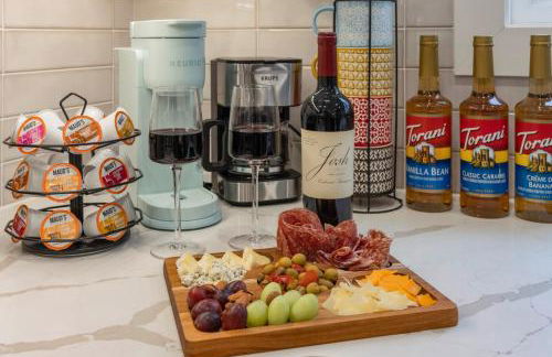 3BR2Bth MIT Harvard TD Garden BOS 2 Parking Spaces - Photo 8