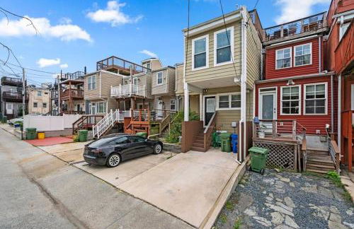 Federal Hill Luxury with Parking & Harbor View Rooftop - Foto 16