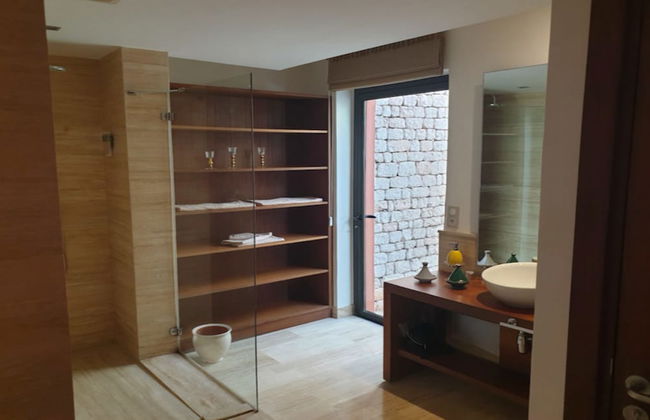 13 Bedroom Villa With Heated Pool, Golf Course, Seaside - Photo 27