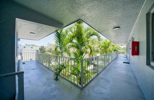 The Victor Apartments By Lowkl - Photo 18