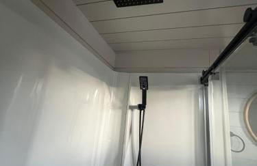 Access Zion & Bryce! Tiny Home with Rooftop Deck and Hot Tub - Foto 22