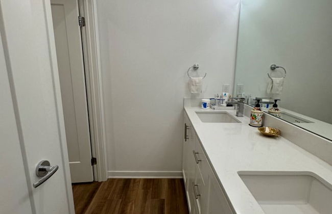 Private Room With Shared Bathroom - Foto 12