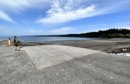 Twin Oaks Retreat by AvantStay Mins to Freeland - Photo 36