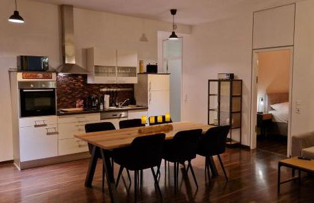 Homey Apartments Harbor Suite - Parking Two Bathrooms Netflix Sea view - Photo 11