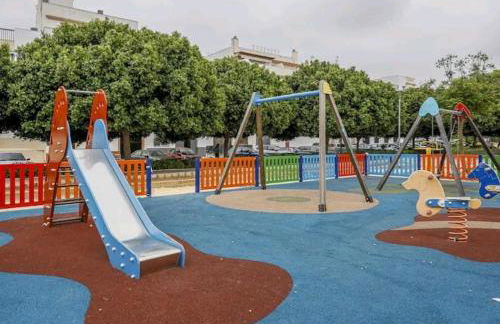 Apartamento con patio y piscina cerca de Sevilla - Photo 33