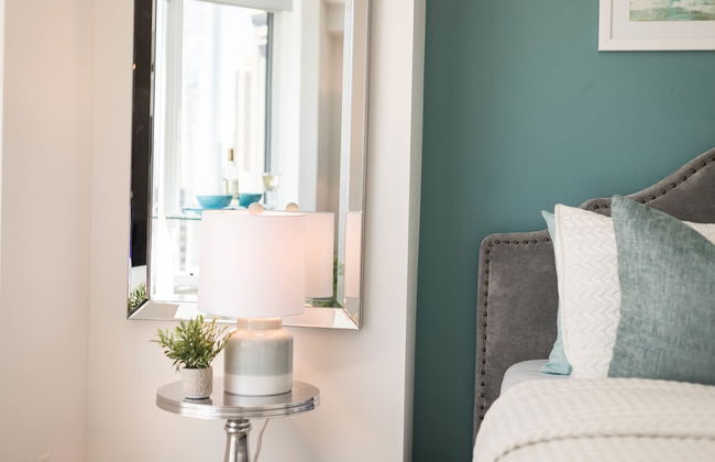 QuickStay Yorkville Condo - Yonge & Bloor - Photo 7