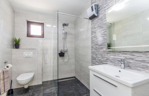 Holiday house LUNA - Photo 29