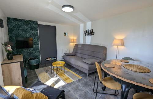 Maison en Berry avec jardin clos et terrasse - draps et ménage inclus - FR-1-591-408 - Foto 15