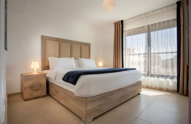 Triple A Hotel Apartments - Photo 3