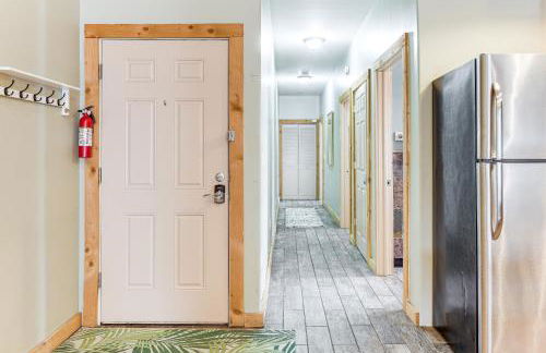 Bring a Pet Historic Downtown Olean Apartment - Foto 21