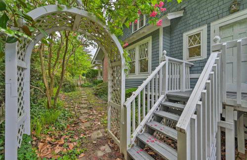 Bright Greensboro Escape about 1 Mi to Downtown - Foto 26