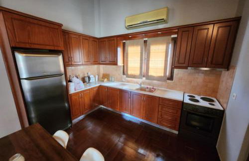 LoGGOS VILLA - Photo 5