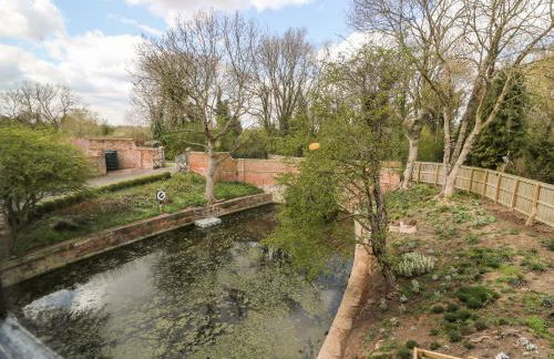 The Pump House Art Studio - Foto 32