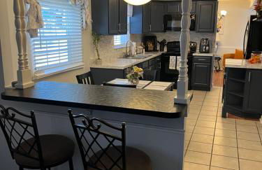 Jolly Accommodations & Suite-Sleeps 10 - Foto 12