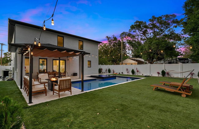 Luxury Tampa Home w/ Pool, Jacuzzi & Amenities - Foto 34