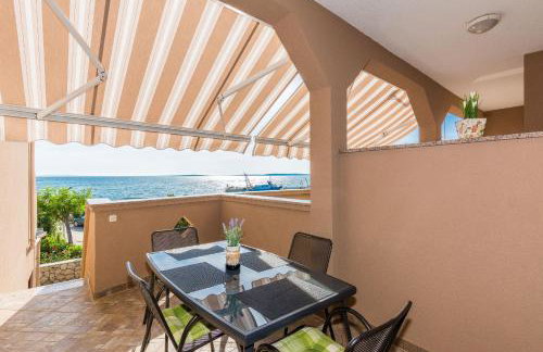 Apartments Hidden Beach Gem - Photo 32