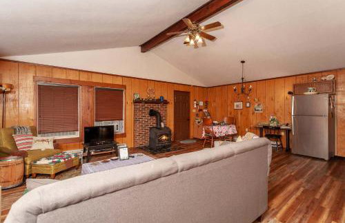 Private w Screened Porch Deck & Pet-Friendly - Foto 12