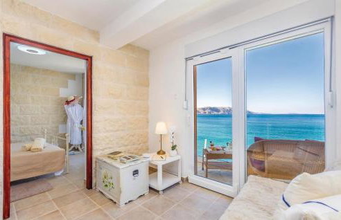 Lovely Home In Josinovac With Wifi - Photo 25