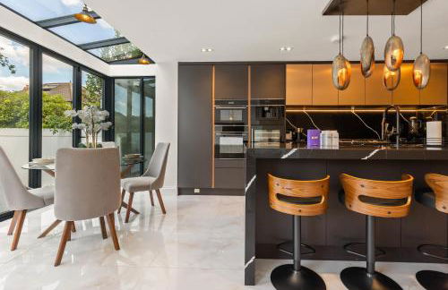 New! Trendy 5BR with Garden and Parking near Wimbledon - Foto 20