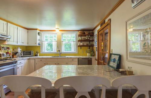 Adorable Oak Bluffs Cottage - Foto 7