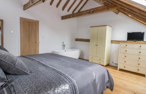 Grange Barn - Photo 14