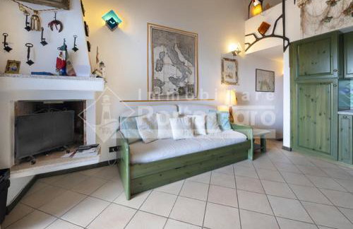 23 BAIA FARO - Trilocale mansardato con ampia terrazza vista mare - Foto 6