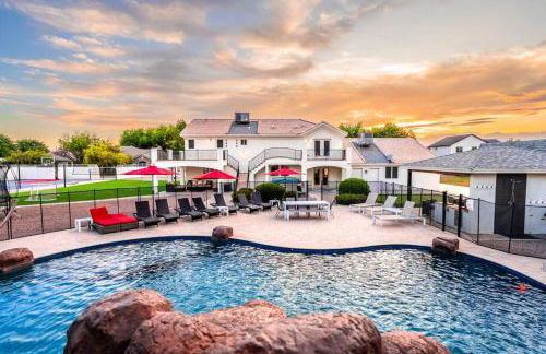 LeFairview Chateau- Pickleball Heated Pool Jacuzzi - Foto 49