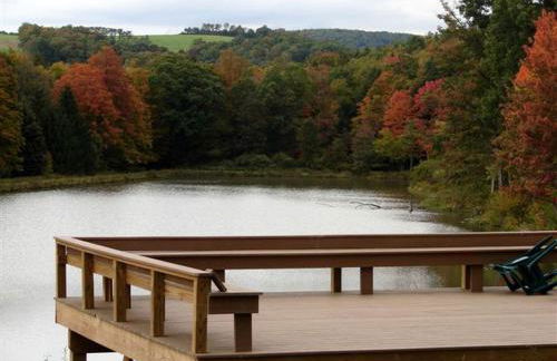 Large and Spacious Lakeside Cabin with Mountain Views in Fairhope, Pennsylvania - Foto 5