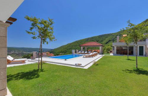 Luxury villa with a swimming pool Studenci, Zagora - 18483 - Foto 34