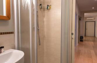 Venice Lance with Lift, 2 minutes walk from the train station - Foto 17