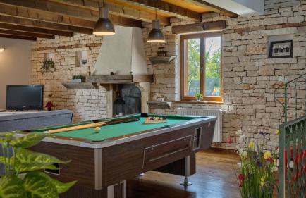 Rustic villa Marijanin Vrt with pool in Tinjan - Foto 39