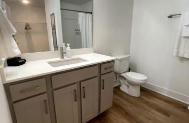 Papillion Family Home with Garage - Foto 24