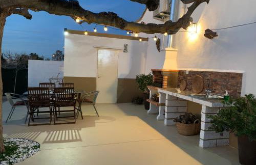 Casa Enric , con zona infantil, piscina y parking privado - Foto 11