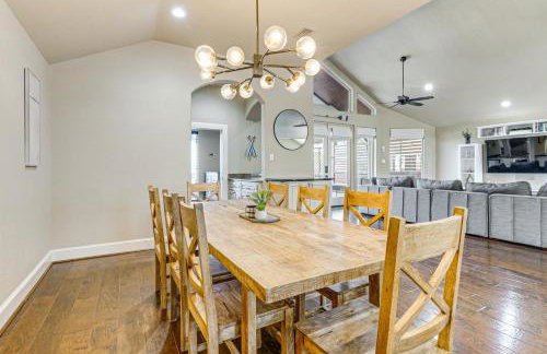 Private Boat Dock and Slip Luxe Lake Conroe Gem! - Foto 11