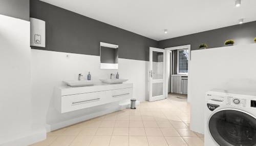 280 qm Billard Tischtennis Tischkicker - Foto 4