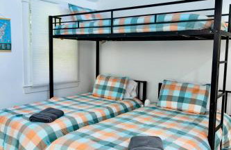 NEW cozy getaway near Mt Monadnock with hot tub - Foto 24