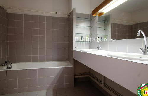 Ferme XVIe siècle rénovée avec jardin clos et WiFi - FR-1-582-119 - Foto 19