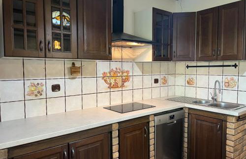 Kurort Mirowice-domek w lesie, z balią z jacuzzi i hydromasażem - Foto 23