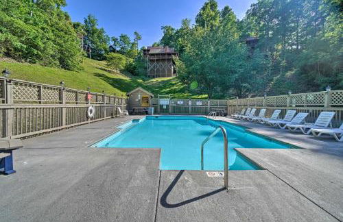 Sevierville Cabin with Wraparound Deck and Lake Access - Foto 28