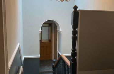 Farndale House-Hot tub - Photo 49