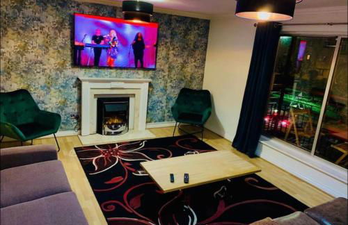 Glasgow City Centre Flat with River Views and Parking - Foto 45