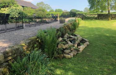 Stainsborough Hall Holiday Cottages - Foto 55