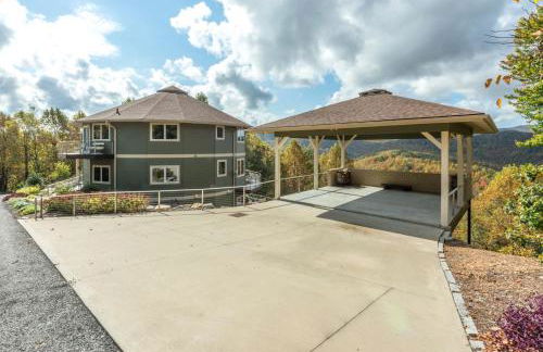 Skytop Chalet Pet Friendly, Hot Tub and Views - Foto 52